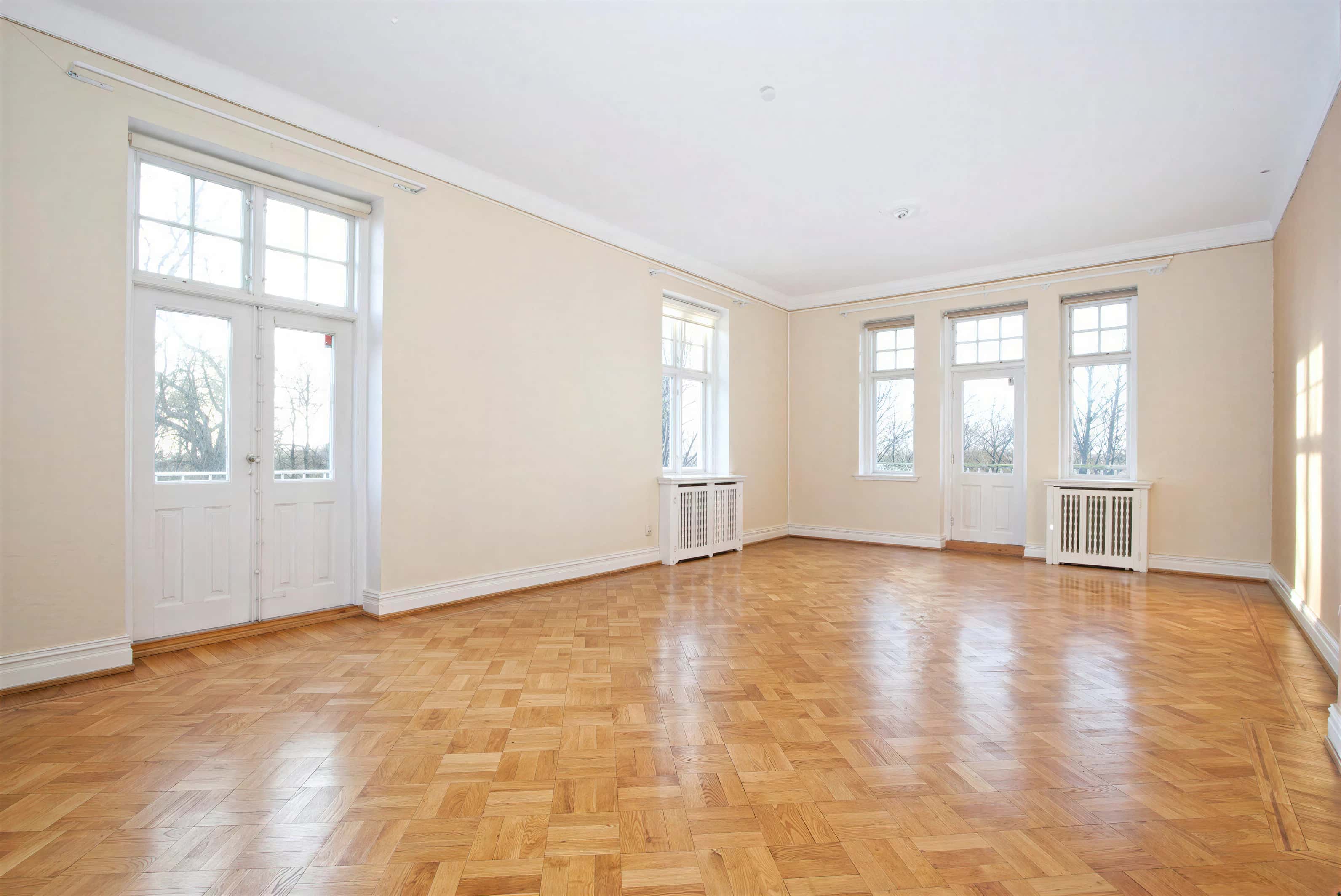 Vorher - Leeres Schlafzimmer